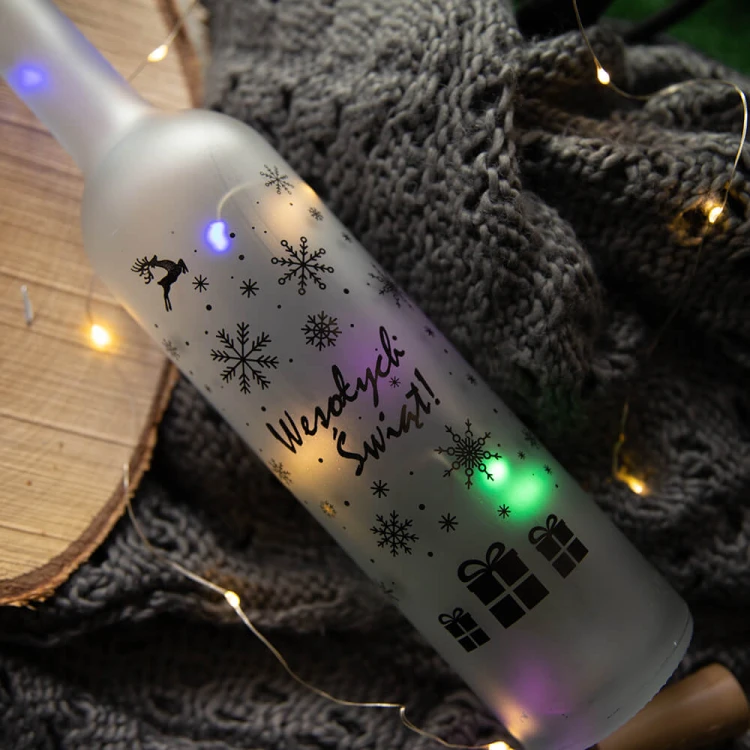 Ozdobna Szroniona butelka Futura 500ml bimberek led
