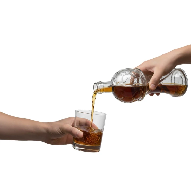 Prezent dla pilkarza butelka pilka 500ml bimberek nalewanie