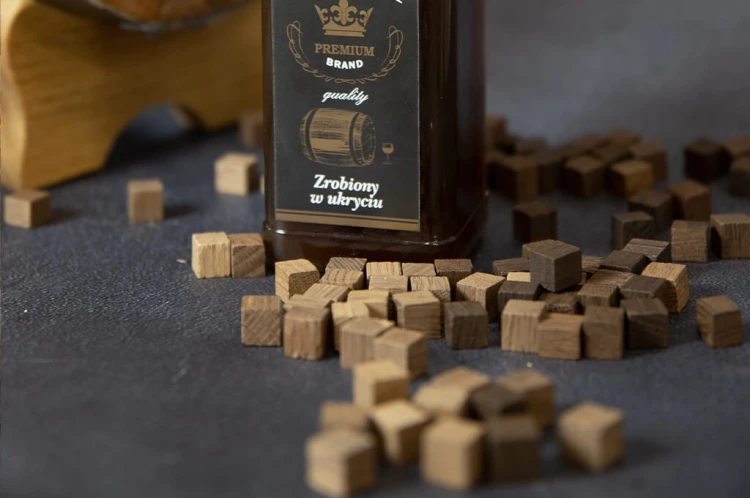 jak uzyc kostek debowych w produkcji alkoholu bimberek