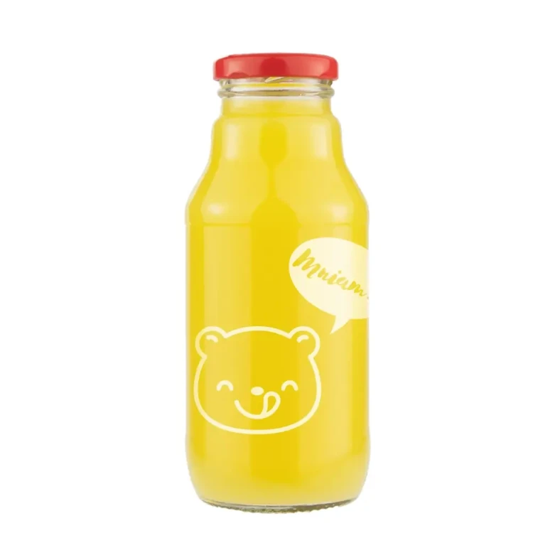 Butelka znnadrukiem na sok kubus bialym 1 330ml