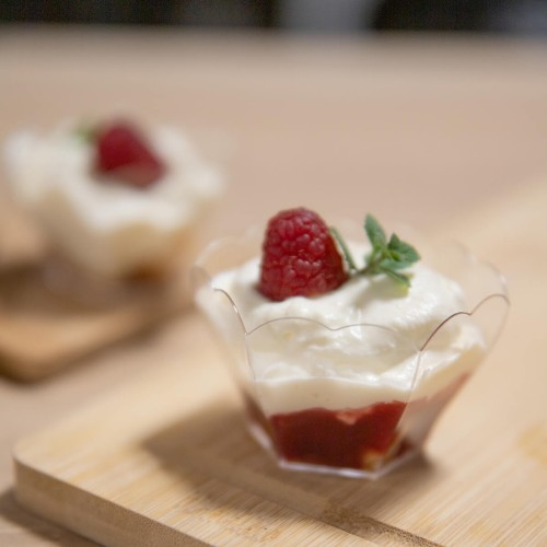 plastikowy Pojemnik na deserek queen bimberek