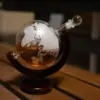szklana karafka globus statek bimberek